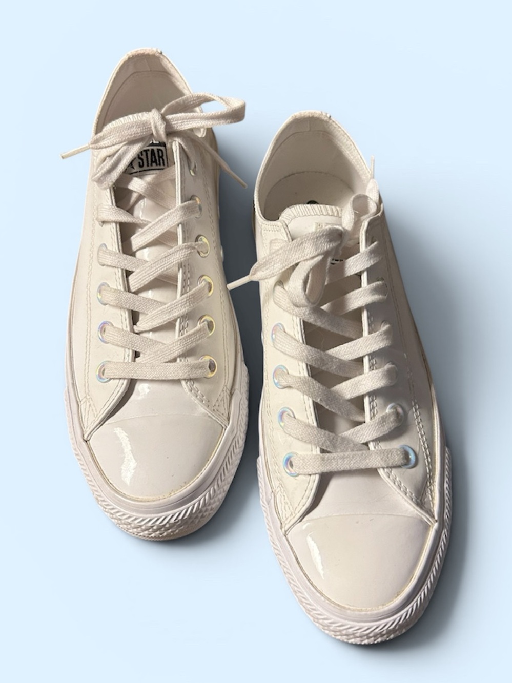 Converse Men’s All Star Low Top Throwback Shiny White Leather Used Size: 6